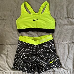 Nike Pro Set